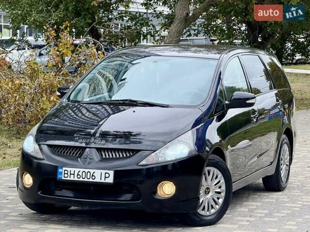 Черный Мицубиси Грандис, объемом двигателя 2.4 л и пробегом 323 тыс. км за 5999 $, фото 11 на Automoto.ua