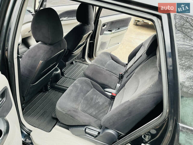 Черный Мицубиси Грандис, объемом двигателя 2.4 л и пробегом 188 тыс. км за 6800 $, фото 30 на Automoto.ua