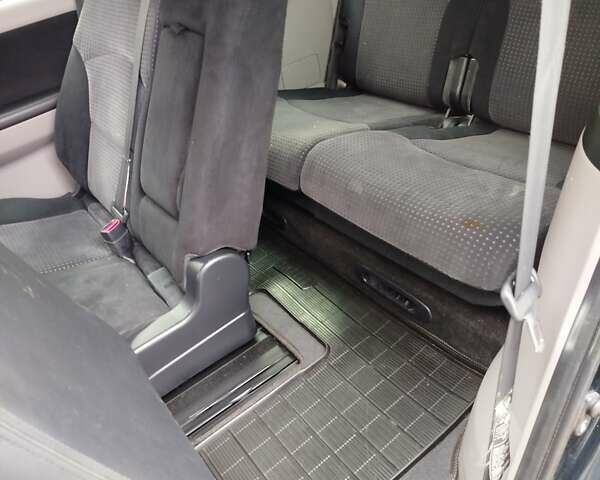 Черный Мицубиси Грандис, объемом двигателя 2.38 л и пробегом 215 тыс. км за 5900 $, фото 30 на Automoto.ua