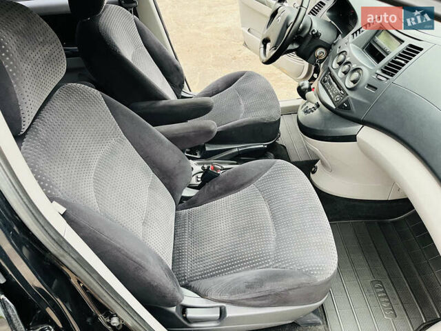 Черный Мицубиси Грандис, объемом двигателя 2.4 л и пробегом 188 тыс. км за 6800 $, фото 28 на Automoto.ua