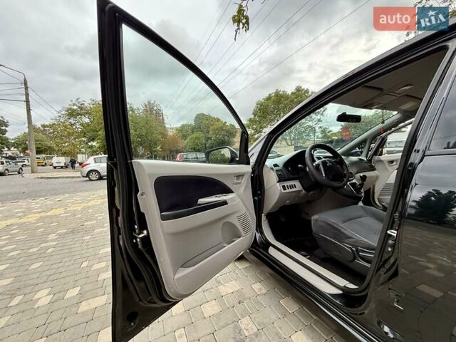 Черный Мицубиси Грандис, объемом двигателя 2.4 л и пробегом 323 тыс. км за 5999 $, фото 32 на Automoto.ua