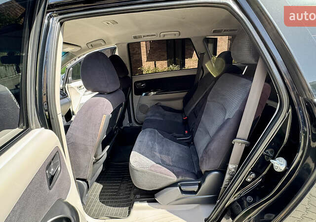 Черный Мицубиси Грандис, объемом двигателя 2.4 л и пробегом 121 тыс. км за 6450 $, фото 57 на Automoto.ua