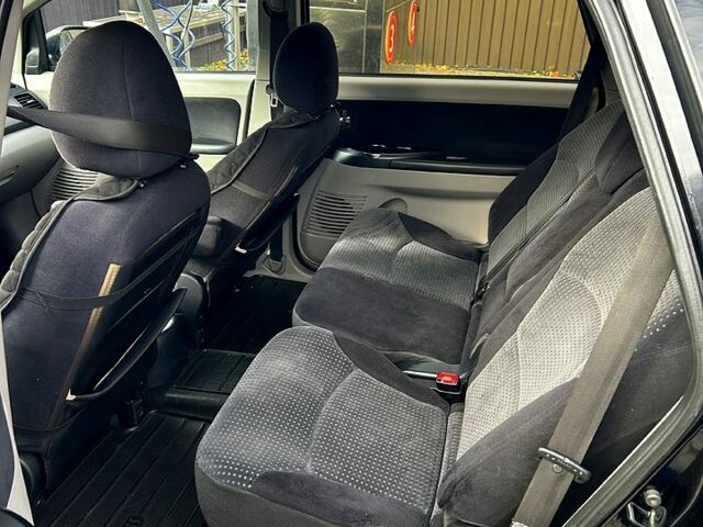 Міцубісі Грандіс 2007 у Києві на Automoto.ua Чорний Міцубісі Грандіс, об'ємом двигуна 2.4 л та пробігом 326 тис. км за 7000 $, фото 7 на Automoto.ua