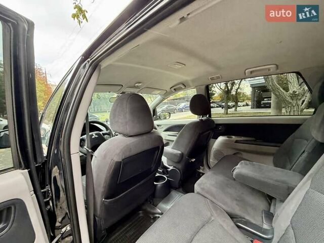 Черный Мицубиси Грандис, объемом двигателя 2.4 л и пробегом 323 тыс. км за 5999 $, фото 55 на Automoto.ua