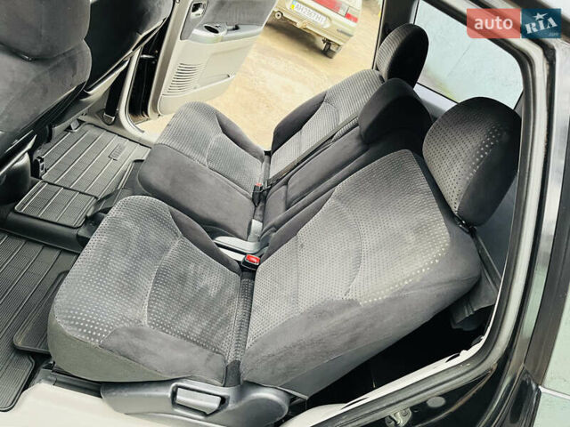 Черный Мицубиси Грандис, объемом двигателя 2.4 л и пробегом 188 тыс. км за 6800 $, фото 31 на Automoto.ua