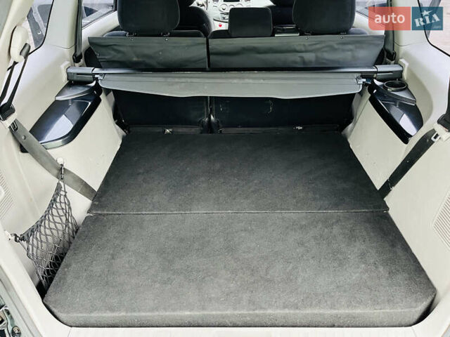 Черный Мицубиси Грандис, объемом двигателя 2.4 л и пробегом 188 тыс. км за 6800 $, фото 37 на Automoto.ua