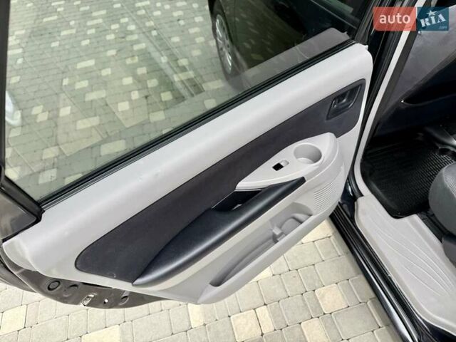 Черный Мицубиси Грандис, объемом двигателя 2.4 л и пробегом 323 тыс. км за 5999 $, фото 53 на Automoto.ua