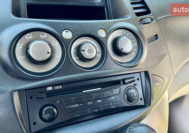 Черный Мицубиси Грандис, объемом двигателя 2.4 л и пробегом 121 тыс. км за 6450 $, фото 46 на Automoto.ua