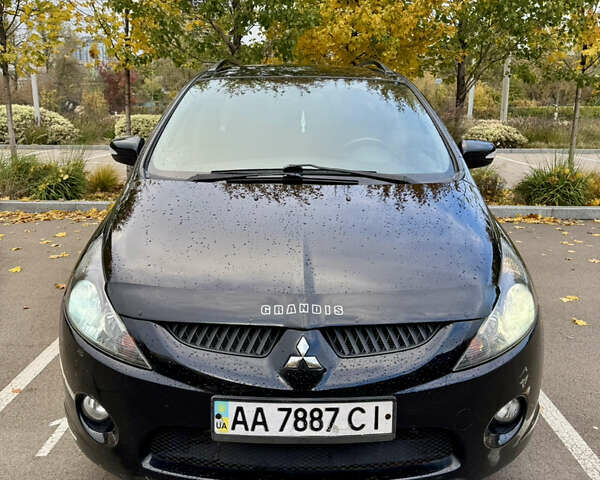 Мицубиси Грандис 2007 в Киеве на Automoto.ua Черный Мицубиси Грандис, объемом двигателя 2.4 л и пробегом 231 тыс. км за 6300 $, фото 5 на Automoto.ua
