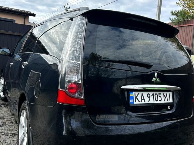 Міцубісі Грандіс 2007 у Києві на Automoto.ua Чорний Міцубісі Грандіс, об'ємом двигуна 2.4 л та пробігом 326 тис. км за 7000 $, фото 3 на Automoto.ua