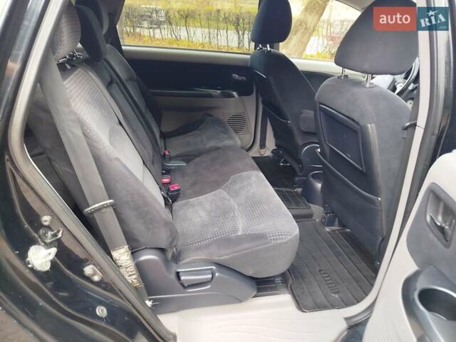 Черный Мицубиси Грандис, объемом двигателя 2.38 л и пробегом 215 тыс. км за 5900 $, фото 17 на Automoto.ua