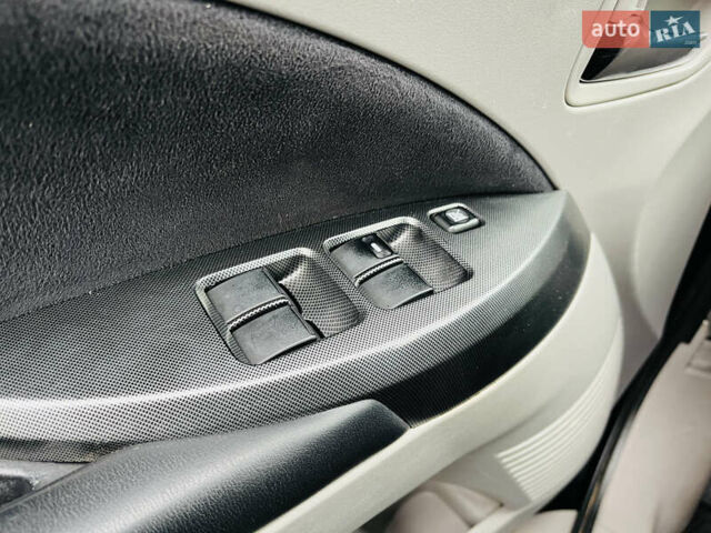 Черный Мицубиси Грандис, объемом двигателя 2.4 л и пробегом 188 тыс. км за 6800 $, фото 48 на Automoto.ua