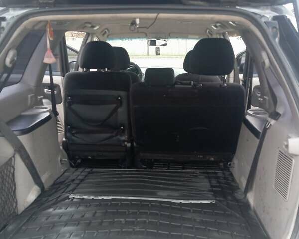 Черный Мицубиси Грандис, объемом двигателя 2.38 л и пробегом 272 тыс. км за 7000 $, фото 2 на Automoto.ua