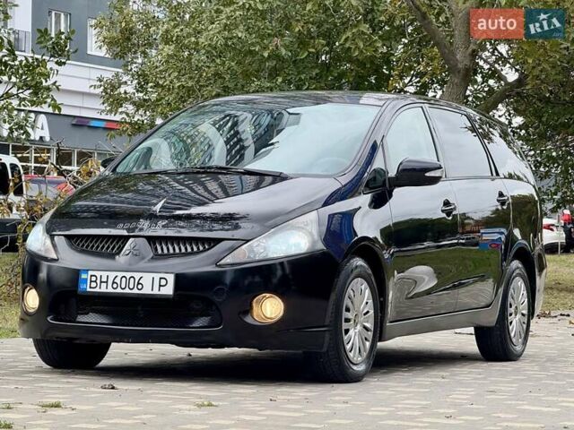 Черный Мицубиси Грандис, объемом двигателя 2.4 л и пробегом 323 тыс. км за 5999 $, фото 3 на Automoto.ua