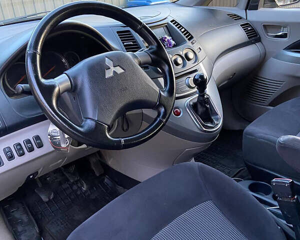 Черный Мицубиси Грандис, объемом двигателя 1.97 л и пробегом 377 тыс. км за 6999 $, фото 10 на Automoto.ua