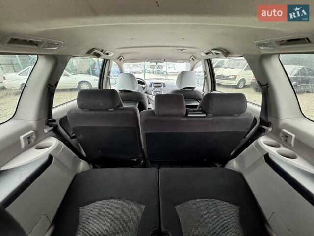 Черный Мицубиси Грандис, объемом двигателя 2.4 л и пробегом 185 тыс. км за 5899 $, фото 14 на Automoto.ua