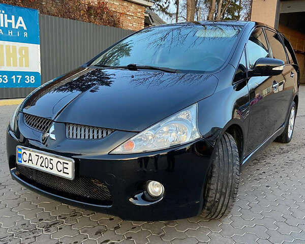 Черный Мицубиси Грандис, объемом двигателя 1.97 л и пробегом 377 тыс. км за 6999 $, фото 4 на Automoto.ua