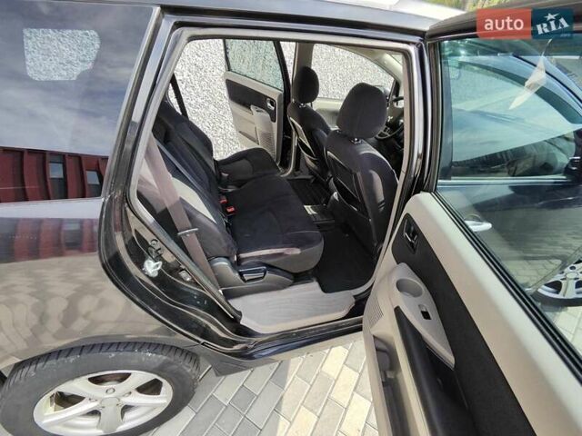 Чорний Міцубісі Грандіс, об'ємом двигуна 2 л та пробігом 245 тис. км за 6400 $, фото 7 на Automoto.ua