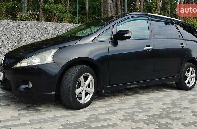 Чорний Міцубісі Грандіс, об'ємом двигуна 2 л та пробігом 245 тис. км за 6400 $, фото 1 на Automoto.ua