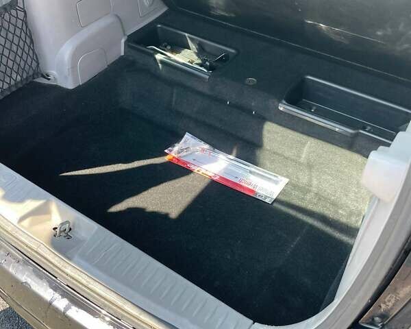 Черный Мицубиси Грандис, объемом двигателя 2 л и пробегом 228 тыс. км за 7600 $, фото 20 на Automoto.ua