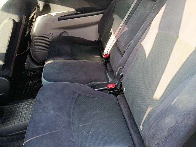 Чорний Міцубісі Грандіс, об'ємом двигуна 2 л та пробігом 249 тис. км за 5350 $, фото 6 на Automoto.ua