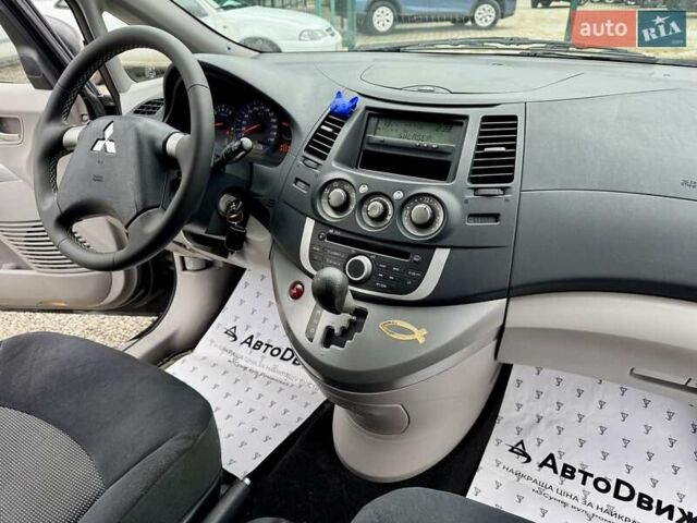 Черный Мицубиси Грандис, объемом двигателя 2.4 л и пробегом 185 тыс. км за 5899 $, фото 33 на Automoto.ua
