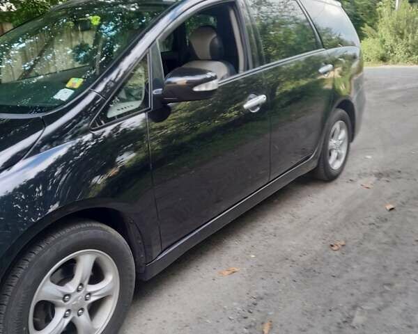 Чорний Міцубісі Грандіс, об'ємом двигуна 2 л та пробігом 290 тис. км за 6300 $, фото 4 на Automoto.ua