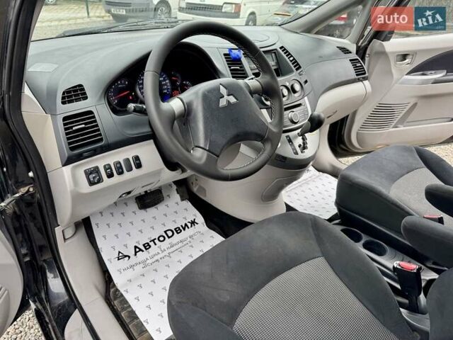 Черный Мицубиси Грандис, объемом двигателя 2.4 л и пробегом 185 тыс. км за 5899 $, фото 23 на Automoto.ua