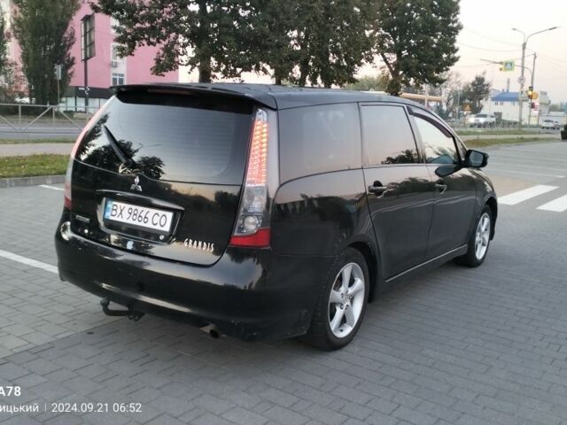 Чорний Міцубісі Грандіс, об'ємом двигуна 2.4 л та пробігом 230 тис. км за 5000 $, фото 3 на Automoto.ua