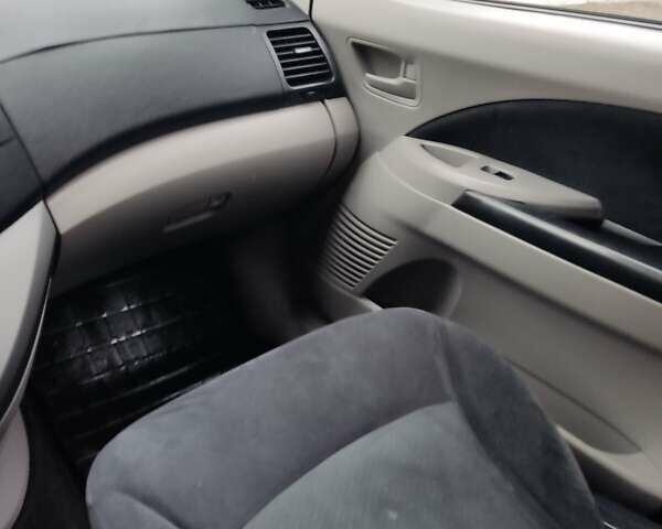 Чорний Міцубісі Грандіс, об'ємом двигуна 2.4 л та пробігом 235 тис. км за 5999 $, фото 35 на Automoto.ua