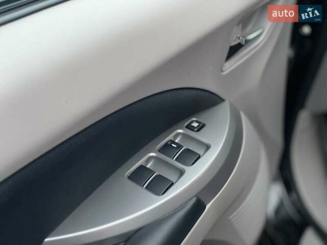 Чорний Міцубісі Грандіс, об'ємом двигуна 2.4 л та пробігом 144 тис. км за 9700 $, фото 11 на Automoto.ua