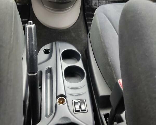 Чорний Міцубісі Грандіс, об'ємом двигуна 2.4 л та пробігом 235 тис. км за 5999 $, фото 29 на Automoto.ua