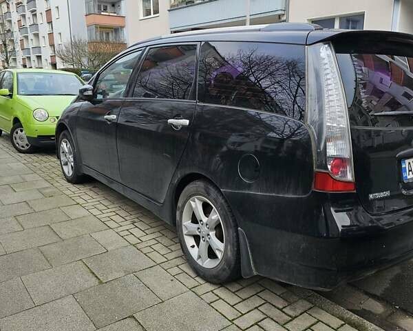 Чорний Міцубісі Грандіс, об'ємом двигуна 2.4 л та пробігом 164 тис. км за 6500 $, фото 5 на Automoto.ua