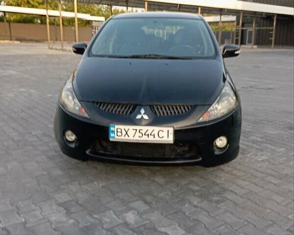 Черный Мицубиси Грандис, объемом двигателя 1.97 л и пробегом 261 тыс. км за 7400 $, фото 1 на Automoto.ua