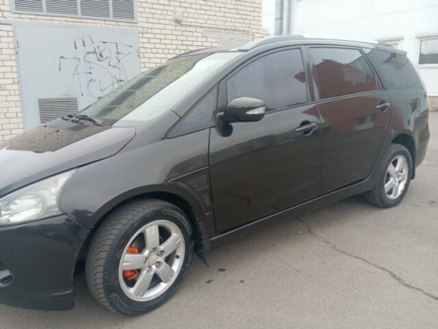 Черный Мицубиси Грандис, объемом двигателя 2.4 л и пробегом 272 тыс. км за 7000 $, фото 7 на Automoto.ua