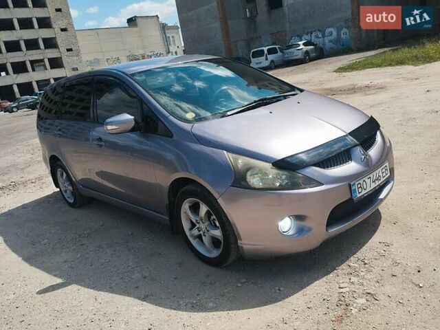 Фиолетовый Мицубиси Грандис, объемом двигателя 2.4 л и пробегом 327 тыс. км за 5300 $, фото 2 на Automoto.ua