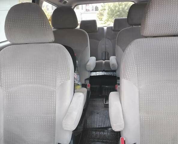 Фиолетовый Мицубиси Грандис, объемом двигателя 2.4 л и пробегом 327 тыс. км за 5300 $, фото 20 на Automoto.ua