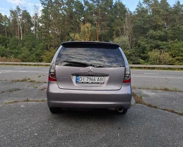 Фіолетовий Міцубісі Грандіс, об'ємом двигуна 2.38 л та пробігом 359 тис. км за 4800 $, фото 6 на Automoto.ua