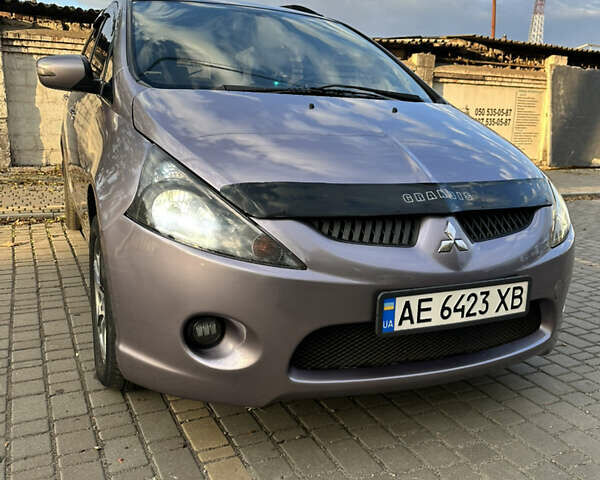 Фиолетовый Мицубиси Грандис, объемом двигателя 2.4 л и пробегом 270 тыс. км за 5250 $, фото 2 на Automoto.ua