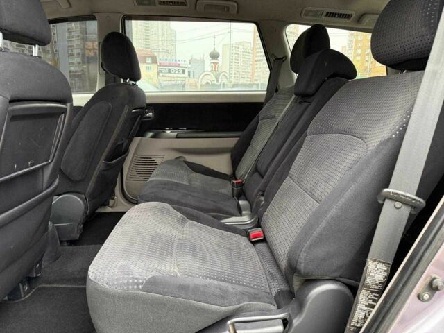 Фіолетовий Міцубісі Грандіс, об'ємом двигуна 2.4 л та пробігом 185 тис. км за 5990 $, фото 9 на Automoto.ua