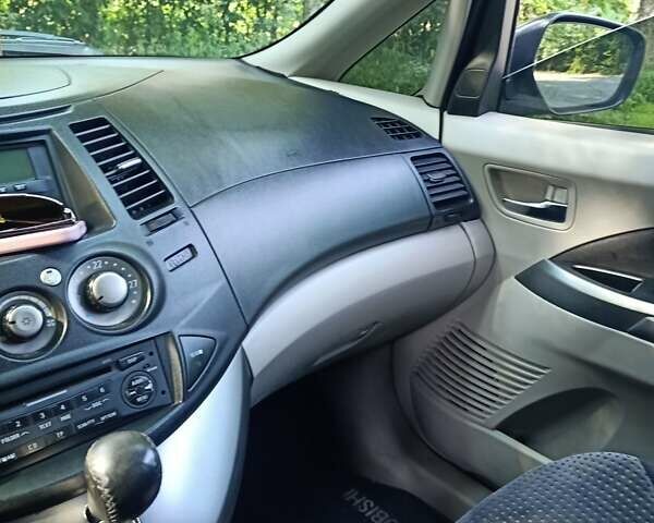 Мицубиси Грандис 2006 в Киеве на Automoto.ua Фиолетовый Мицубиси Грандис, объемом двигателя 2.4 л и пробегом 340 тыс. км за 5000 $, фото 5 на Automoto.ua