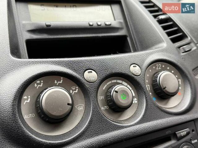 Фіолетовий Міцубісі Грандіс, об'ємом двигуна 2.38 л та пробігом 185 тис. км за 5990 $, фото 21 на Automoto.ua