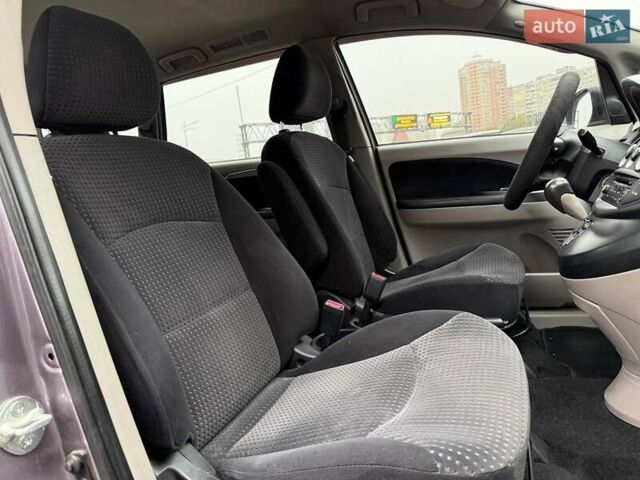 Фіолетовий Міцубісі Грандіс, об'ємом двигуна 2.38 л та пробігом 185 тис. км за 5990 $, фото 11 на Automoto.ua