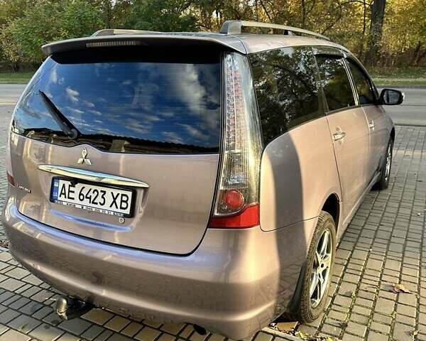 Мицубиси Грандис 2006 в Никополе на Automoto.ua Фиолетовый Мицубиси Грандис, объемом двигателя 2.4 л и пробегом 260 тыс. км за 5784 $, фото 4 на Automoto.ua