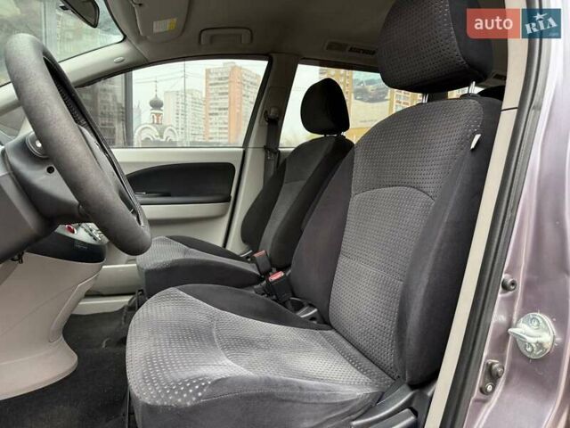 Фіолетовий Міцубісі Грандіс, об'ємом двигуна 2.38 л та пробігом 185 тис. км за 5990 $, фото 8 на Automoto.ua