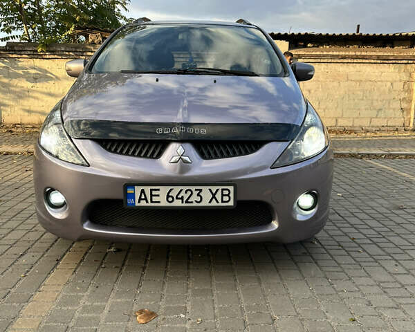 Фиолетовый Мицубиси Грандис, объемом двигателя 2.38 л и пробегом 261 тыс. км за 5400 $, фото 4 на Automoto.ua