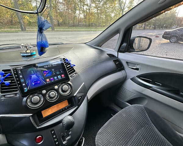 Фиолетовый Мицубиси Грандис, объемом двигателя 2.38 л и пробегом 261 тыс. км за 5400 $, фото 13 на Automoto.ua