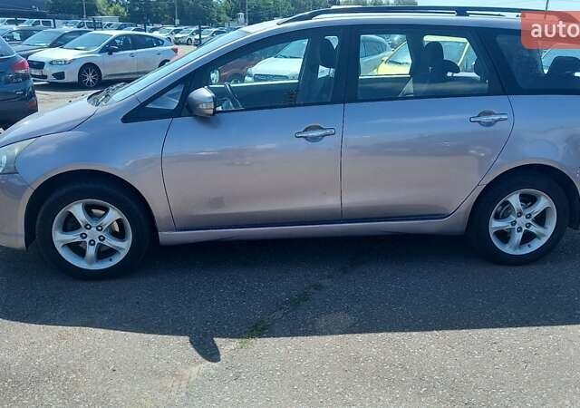 Фиолетовый Мицубиси Грандис, объемом двигателя 2.4 л и пробегом 228 тыс. км за 6780 $, фото 3 на Automoto.ua