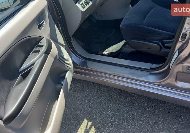 Фиолетовый Мицубиси Грандис, объемом двигателя 2.4 л и пробегом 228 тыс. км за 6780 $, фото 13 на Automoto.ua