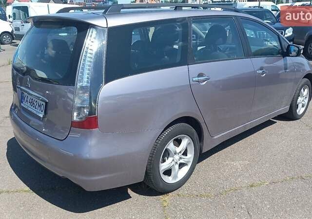 Фиолетовый Мицубиси Грандис, объемом двигателя 2.4 л и пробегом 228 тыс. км за 6780 $, фото 5 на Automoto.ua